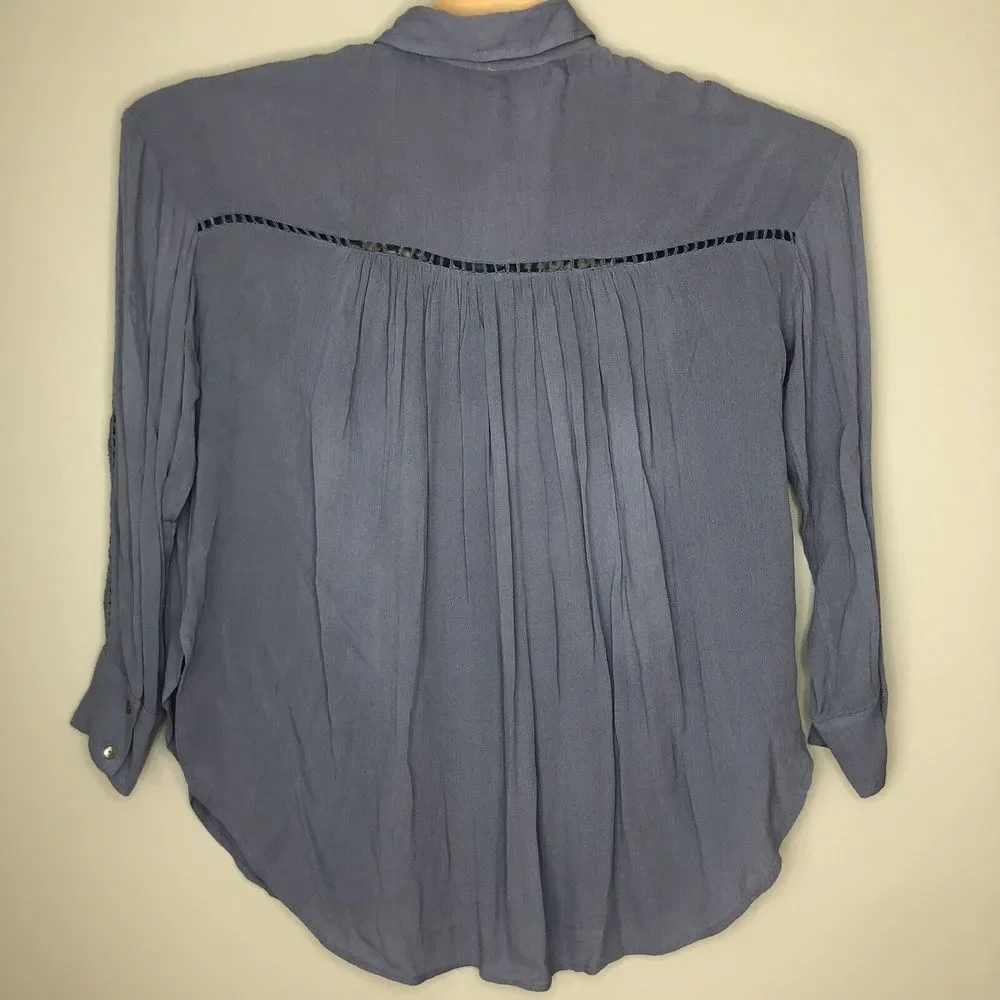 Free‎ People Women's Medium Blue Tunic Button Front Crochet Eyelet Blouse Top